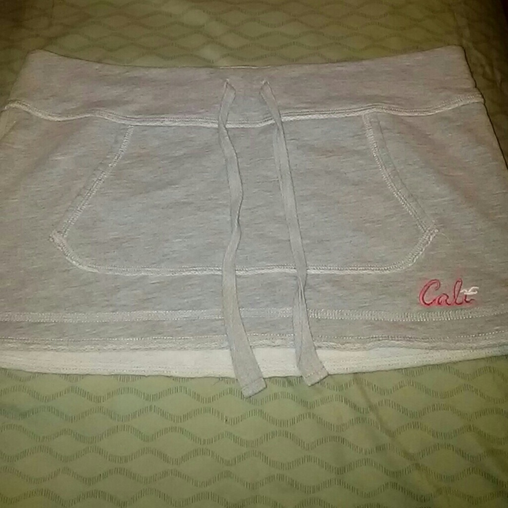 Hollister Skirt
